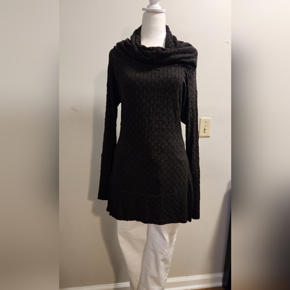 Black Textured Long Sleeve Tunic